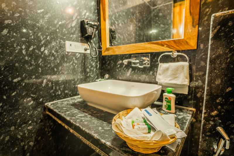 Rang Niwas Hotel