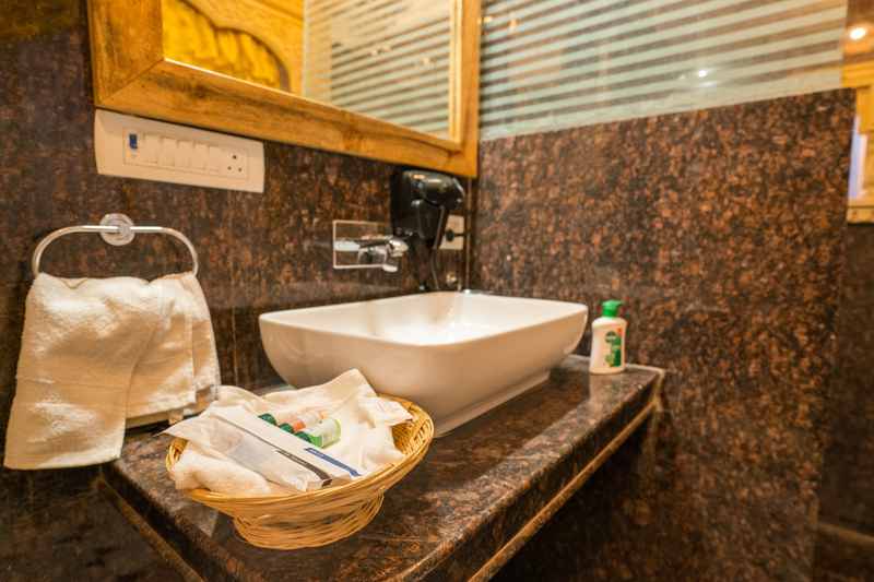 Rang Niwas Hotel