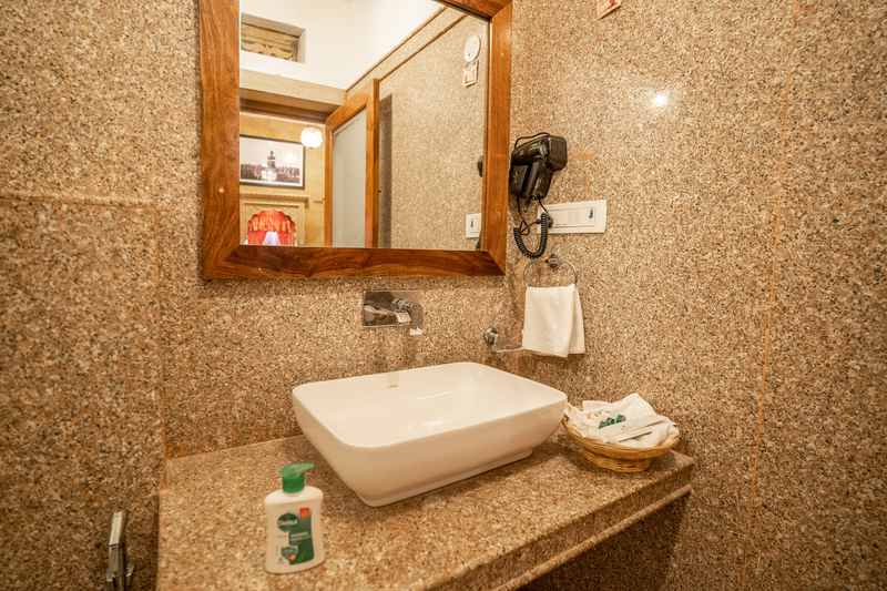 Rang Niwas Hotel