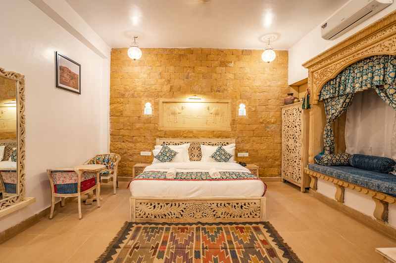 Rang Niwas Hotel